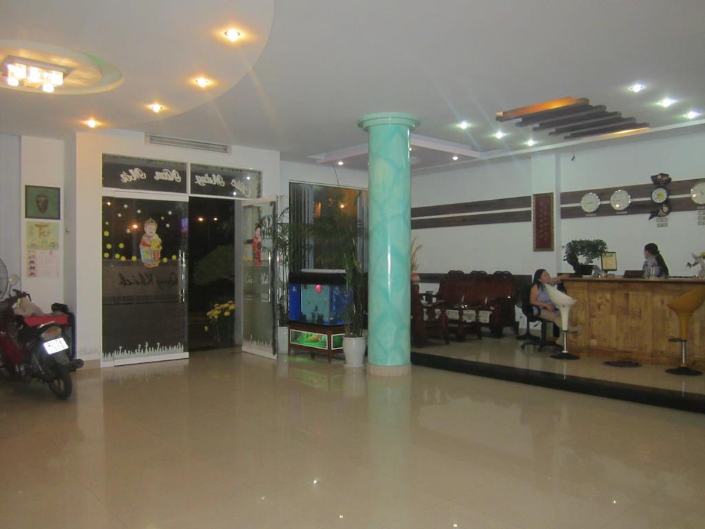 Thoang Sai Gon Hotel Дананг Экстерьер фото